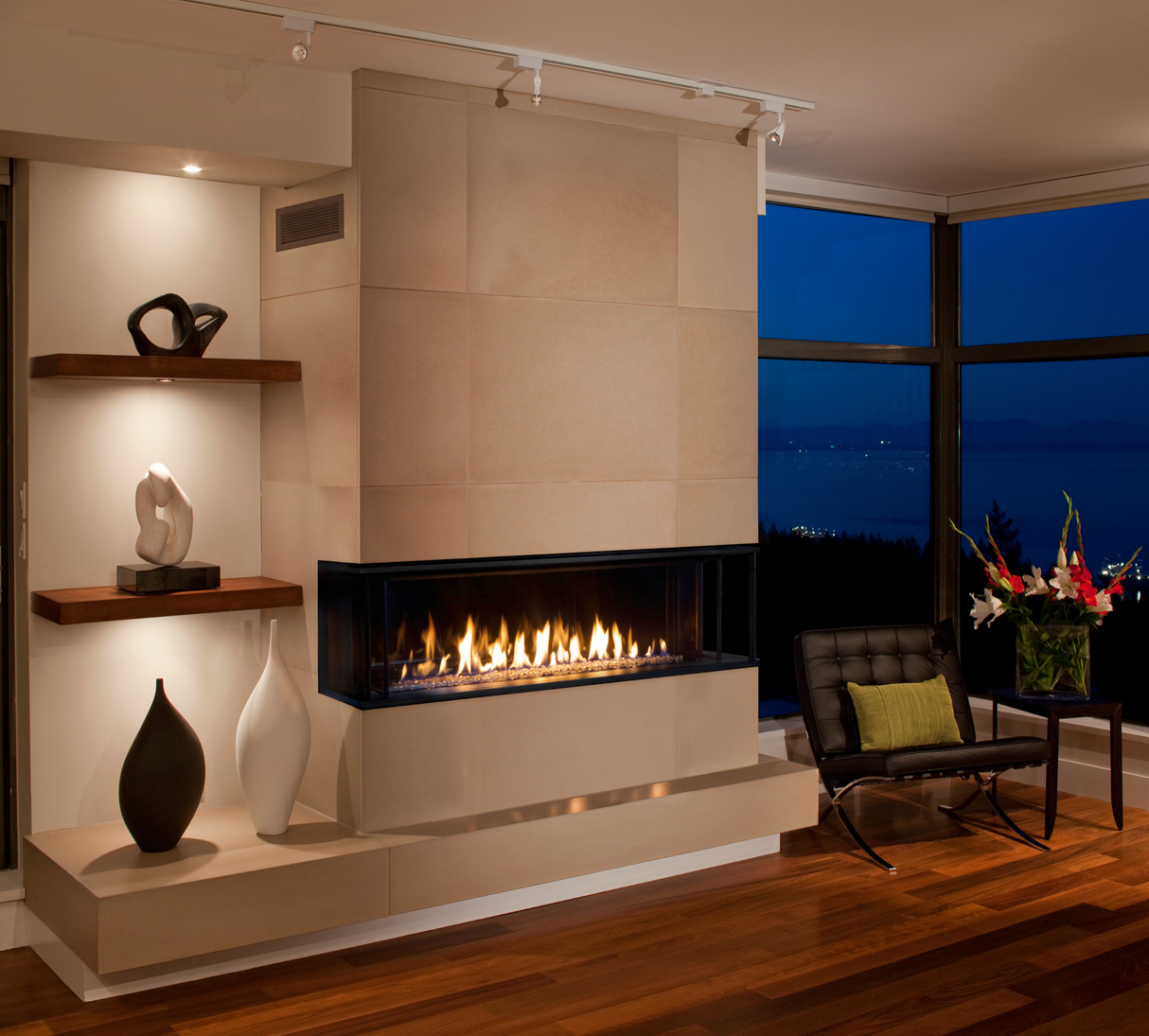 LX2 3-SIDED GAS FIREPLACE